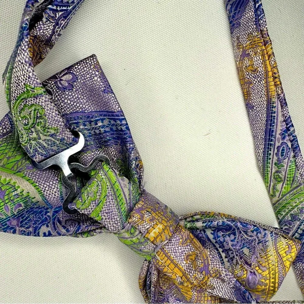 Stacy Adam's Paisley Print Bow Tie